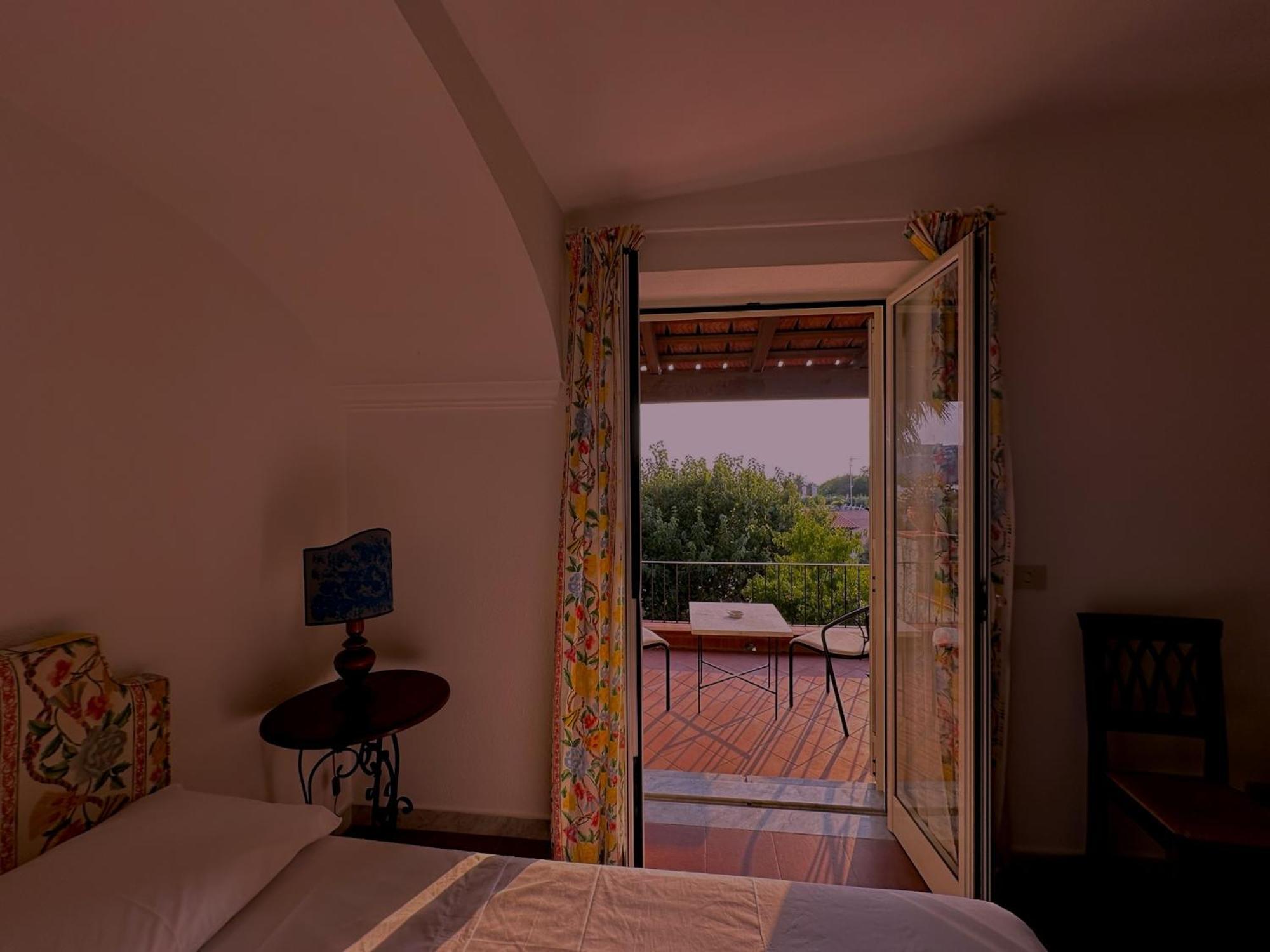 Il Vitigno Di Dioniso Hotel Forio  Exterior photo